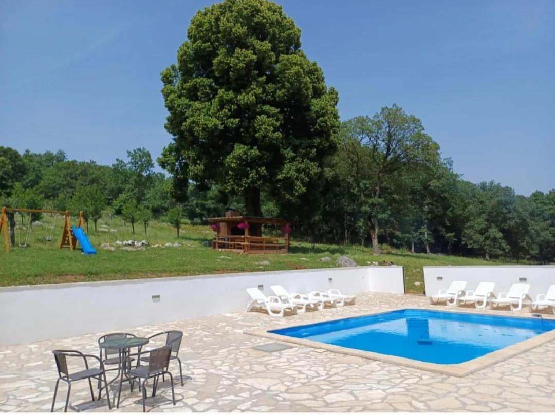 Apartmani Delić Grabusic Zewnętrze zdjęcie